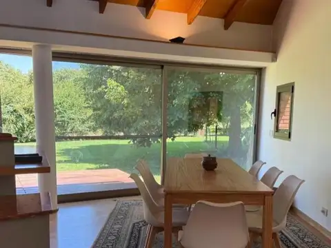 Casa en Alquiler en Pilar, USD 2.500