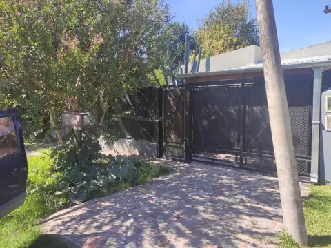 Casa en Garin-V.Angelica