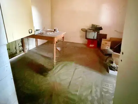 Casa en venta sobre avenida