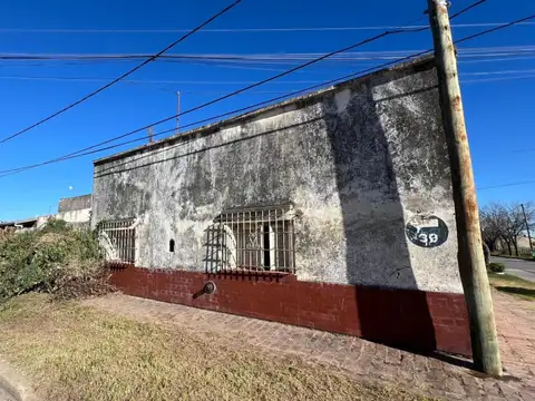 Casa en venta - 2 Dormitorios 1 Baño - Mercedes