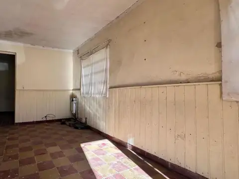 Casa 4 ambientes con 1 baño