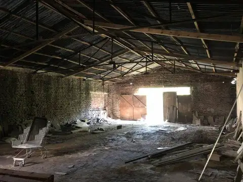 Local comercial con vivienda en Venta- Monte Grande