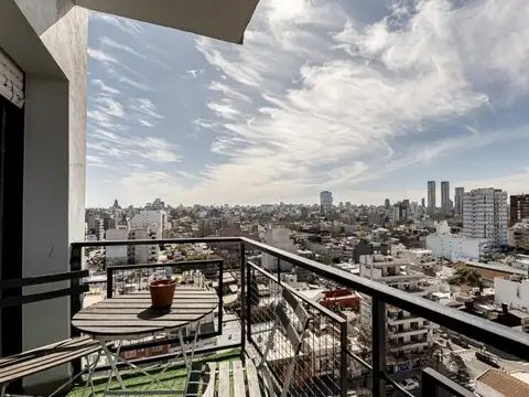 Piso alto - Monoambiente dividido -  Balcón - Palermo Soho
