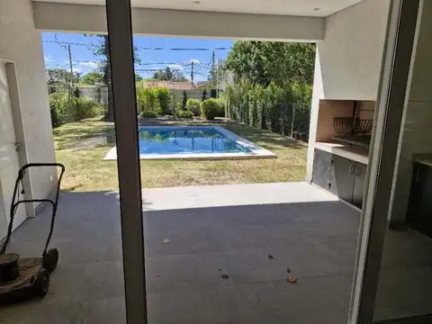 Casa en Venta en General Pacheco, USD 360.000