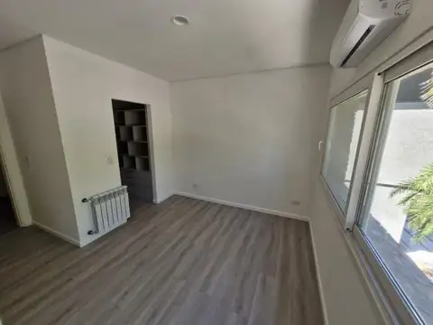 Casa en venta 4 ambientes