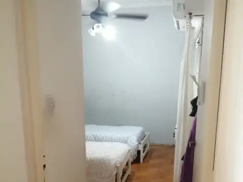 EXCELENTE PH AL FRENTE CON TERRAZA Y QUINCHO. SIN EXPENSAS