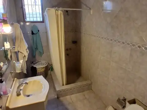 Depto Tipo Casa en Alquiler 50 años