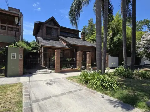 Casa venta 5 habitaciones apto credito bancario Ituzaingo