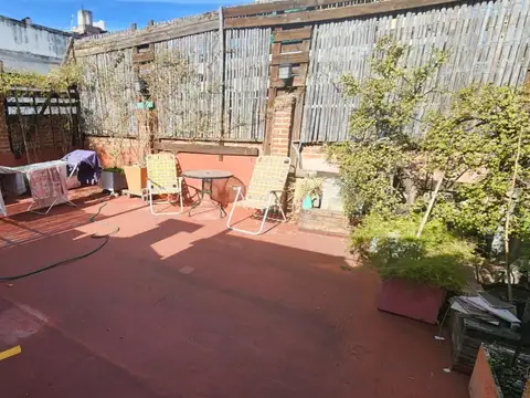 Depto Tipo Casa en Venta de 5 ambientes