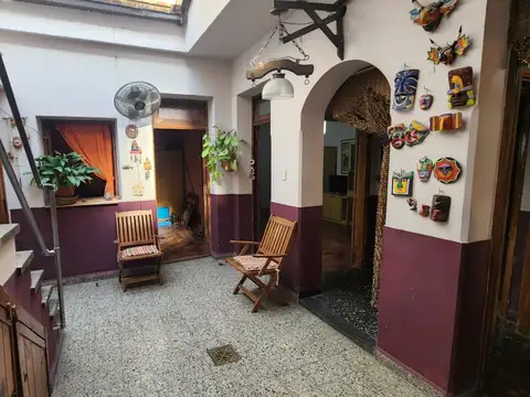 Depto Tipo Casa 5 ambientes con 2 baños