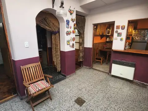 Depto Tipo Casa en Venta de 4 dormitorios