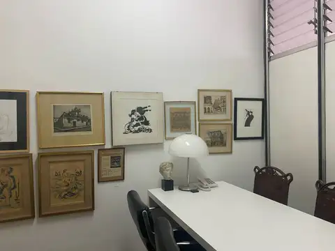 Oficina en Venta 50 años