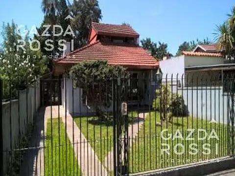 CHALET - ADROGUE - VENTA