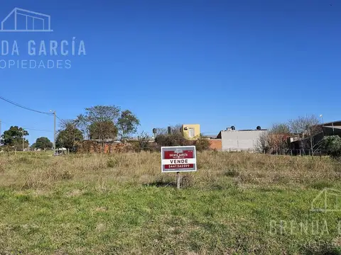 2 de Abril esquina Alvear