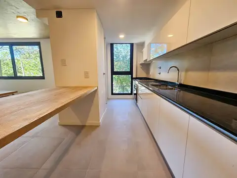 Juan José Paso   7700