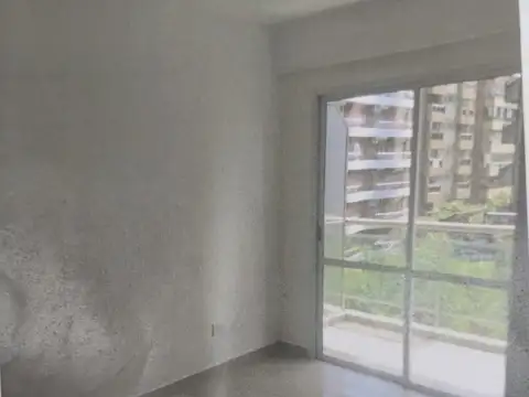 Juan Manuel De Rosas 1400, Piso 06