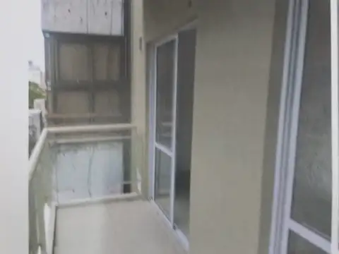 Juan Manuel De Rosas 1400, Piso 06