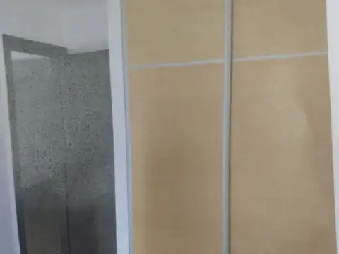 Juan Manuel de Rosas 1900, frente, balcón, luminoso. Alquilado 481-5308