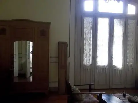 Depto Tipo Casa en Venta de 5 ambientes