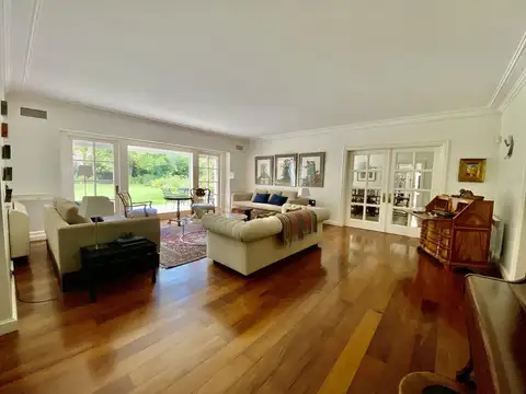 Casa en Venta en Acassuso, USD 1.950.000