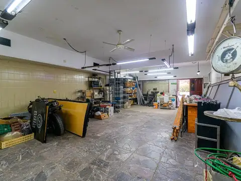 Local en Venta 30 años