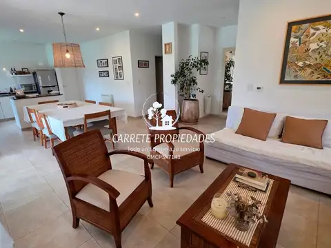 Casa en Alquiler de 3 dormitorios