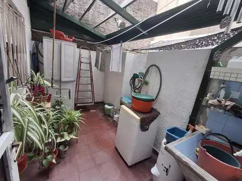 Depto Tipo Casa en Alquiler en Chilavert, $ 500.000