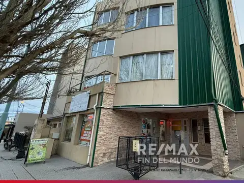 DEPARTAMENTO EN ZONA COMERCIAL APTO CRÉDITO