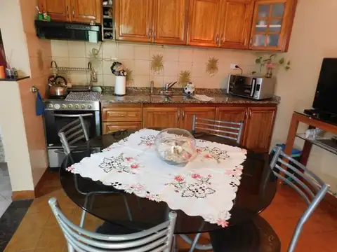 Depto Tipo Casa en Venta de 4 ambientes