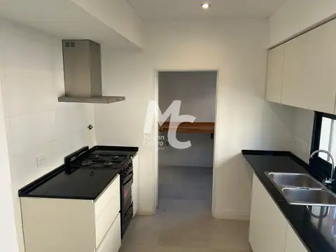 Casa 6 ambientes con 3 baños