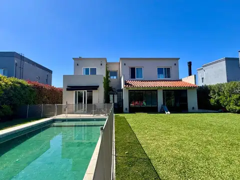 Casa en Venta en Puertos - Barrio Vistas, USD 378.000