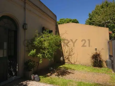 Pampa entre Pringles y San Martin 100, Piso 0