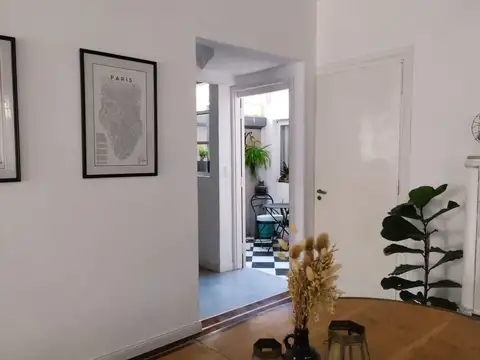 CASA en VENTA EN DEVOTO "R" RECICLADA GRAN TERRAZA