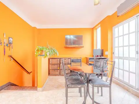 Depto Tipo Casa en Venta de 3 ambientes