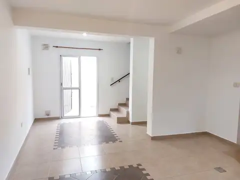 Departamento en Alquiler en Maipu, $ 500.000