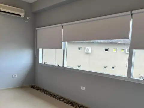 Oficina 2 ambientes con 1 baño