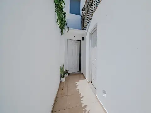 Depto Tipo Casa en Venta de 4 ambientes