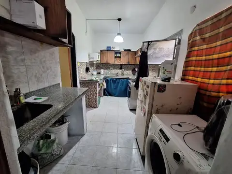 Casa 5 ambientes con 1 baño