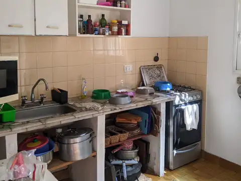 Local en Venta Via Púb.