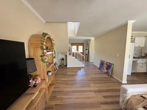 Casa en Venta en Pilar del Este - San Ramon, USD 239.000