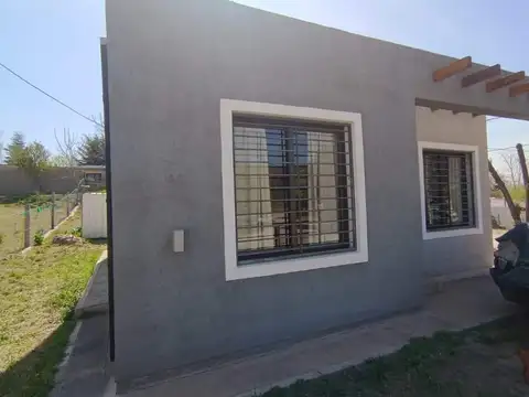 Casa en venta - 2 Dormitorios 1 Baño - 650mts2 - Carlos Paz