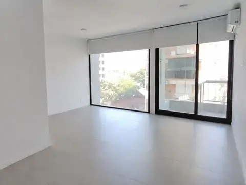 Venta en Palermo hollywood departamento con balcón al frente