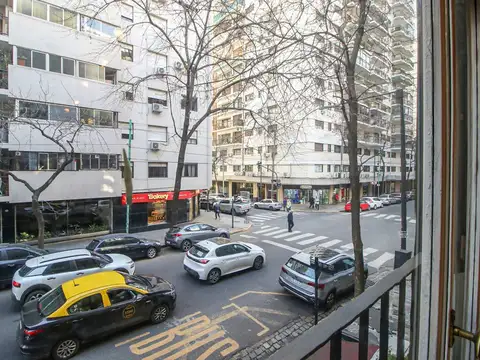 VENTA DEPTO 4 AMB. CON DEPENDENCIA, PATIO Y PLAY