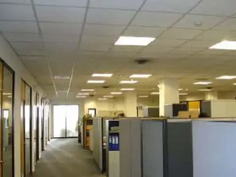 Depósito en venta / alquiler en Monserrat