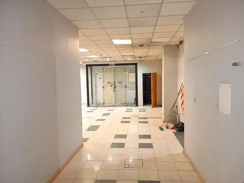 Galpon en Alquiler en Monserrat, USD 14.000