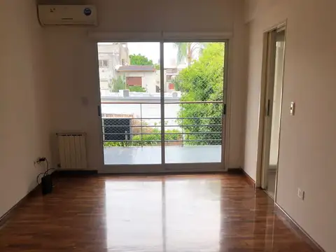 Departamento en Alquiler en Villa del Parque, $ 1.500.000