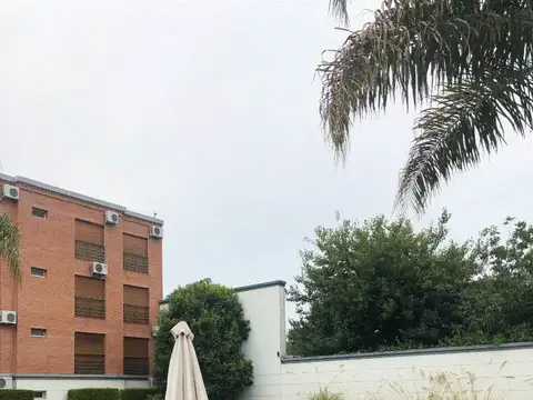 Tinogasta 3800, Piso 1