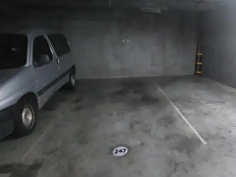 Venta de cochera en Hotel Land Plaza 6 43 y 44