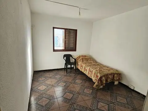 Departamento 5 ambientes con 2 baños