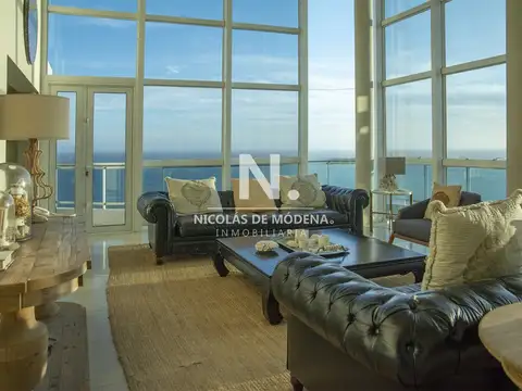 Departamento en Venta en Playa Mansa, USD 2.300.000